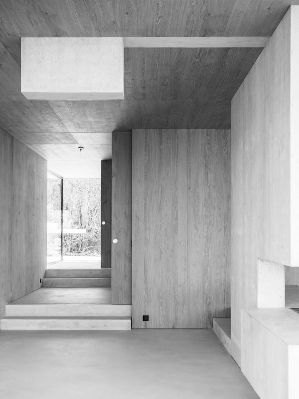raeber_frenzel_betonlampenstelle_esszimmer
